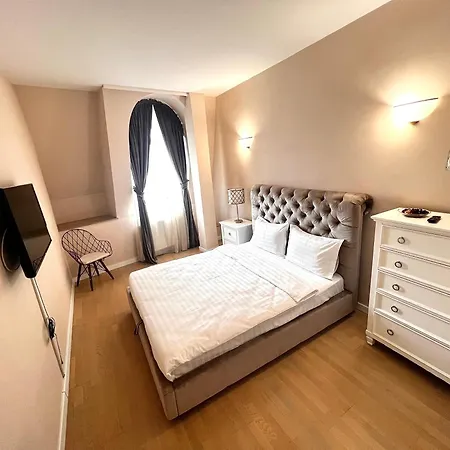 Apartment Next