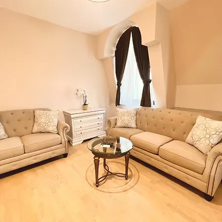 Next Apartments-Piata Ovidiu