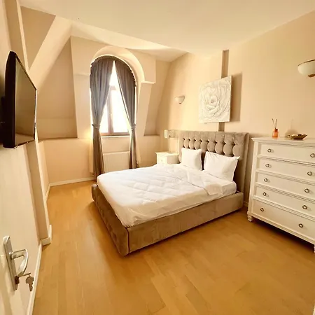 Apartment Next