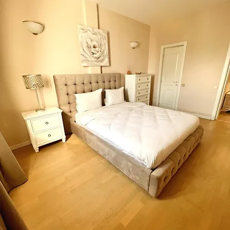 Apartment Next *