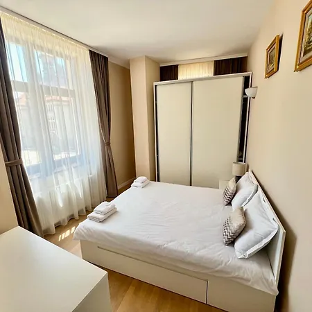Next Apartamento *